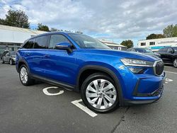 Race blue metallic Used 2025 Skoda Kodiaq SE L SUV | £34,495 (Expensive)