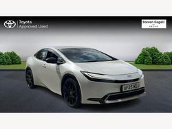 White Used 2025 Toyota Prius Hatchback | £34,634