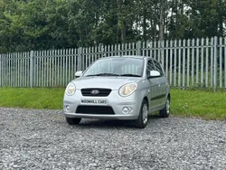 Silver Used 2010 Kia Picanto 2 Hatchback | £2,250 (Good price)