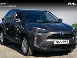 Used 2022 Toyota Yaris Hybrid Estate | £17,614 (Good price)