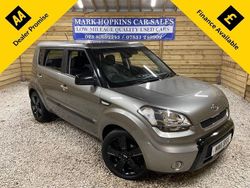Silver Used 2011 Kia Soul 4 SUV | £3,995 (A bit pricey)