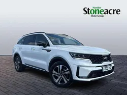 White Used 2023 Kia Sorento 2 SUV | £36,995 (A bit pricey)