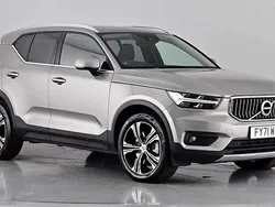 Pebble grey Used 2021 Volvo XC40 Inscription SUV | £27,500 (Fair price)