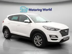 White Used 2019 Hyundai Tucson SE SUV | £13,500 (Fair price)