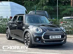 Black Used 2021 Mini Cooper Exclusive Hatchback | £17,393 (Fair price)