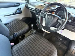 Black Used 2011 Toyota iQ Hatchback | £4,700 (Fair price)
