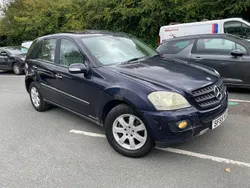 Blue Used 2006 Mercedes 320 | £1,990