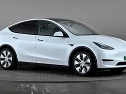 White Used 2024 Tesla Model Y Long Range AWD SUV | £28,998