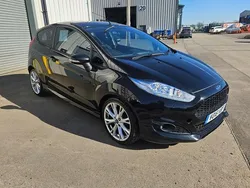 Black Used 2016 Ford Fiesta Zetec Hatchback | £3,695 (Good price)