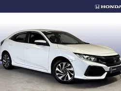 Platinum white Used 2019 Honda Civic SE Hatchback | £11,697 (Good price)