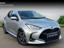 Used 2025 Toyota Yaris Hybrid Design Hatchback | £16,965 (Super price)