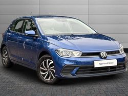 Reef blue Used 2023 VW Polo Life Hatchback | £17,250 (Fair price)