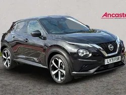 Pearl black Used 2022 Nissan Juke Tekna SUV | £14,775 (Fair price)