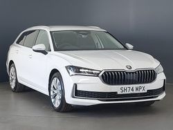 White Used 2024 Skoda Superb SE L Estate | £25,998 (A bit pricey)
