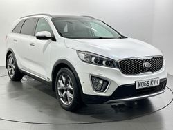 White Used 2016 Kia Sorento SUV | £12,274 (Fair price)
