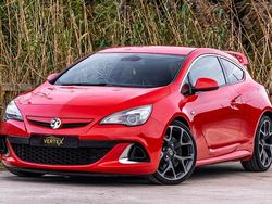 Red Used 2017 Vauxhall Astra GTC S Coupe | £14,495