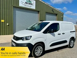 White Used 2022 Peugeot Partner Premium MPV | £9,990 (Fair price)