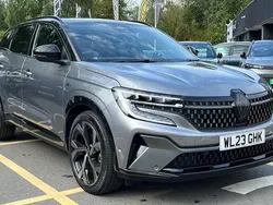 Grey Used 2023 Renault Austral Iconic Esprit Alpine SUV | £25,558 (Fair price)