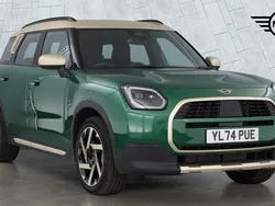Green Used 2025 Mini Countryman SUV | £33,000 (Fair price)