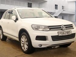White Used 2012 VW Touareg SE SUV | £14,990 (A bit pricey)