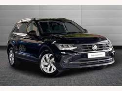 Black Used 2021 VW Tiguan Life SUV | £16,350 (Fair price)