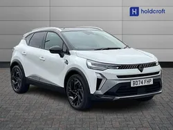 Metallic arctic white New 2024 Renault Captur SUV | £25,499 (Expensive)