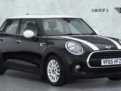Black Used 2015 Mini Cooper D Hatch Hatchback | £9,495 (Expensive)