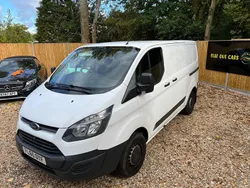 White Used 2015 Ford Transit Custom Van | £7,650 (Fair price)