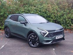 Green New 2025 Kia Sportage GT-Line SUV | £32,498 (Good price)