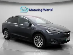 Silver Used 2017 Tesla Model X SUV | £26,000 (Fair price)