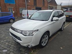 White Used 2013 Mitsubishi Outlander SUV | £5,995 (A bit pricey)