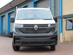 White New 2025 Renault Master Van | £35,495