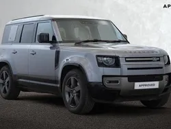 Grey Used 2023 Land Rover Defender HSE Dynamic SUV | £60,990 (Fair price)
