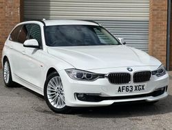 White Used 2025 BMW 320 Luxury Line Estate | £11,495