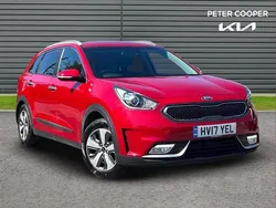 Red Used 2017 Kia Niro 2 SUV | £12,791 (Fair price)