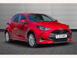 Red Used 2022 Toyota Yaris Hybrid Hatchback | £16,795 (Good price)