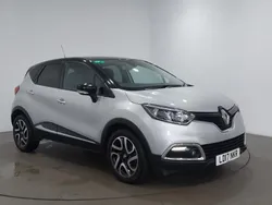 Silver Used 2017 Renault Captur Dynamique SUV | £9,798 (Fair price)