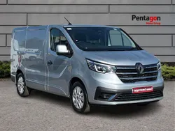 Grey New 2025 Renault Trafic Van | £34,264