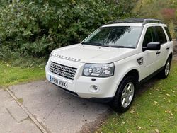 White Used 2010 Land Rover Freelander 2 S SUV | £5,495 (Fair price)