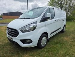 White Used 2022 Ford Transit Custom Trend Van | £13,894 (Super price)