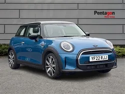 Blue Used 2022 Mini Cooper Classic Hatchback | £18,794 (Fair price)