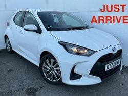 Used 2022 Toyota Yaris Hybrid | £15,990 (Good price)