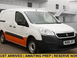 White Used 2018 Peugeot Partner S MPV | £7,995 (Fair price)