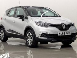 Mercury with diamond black roof Used 2019 Renault Captur Play SUV | £8,790 (Fair price)