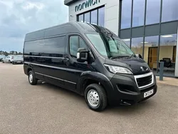Grey Used 2023 Peugeot Boxer Premium Van | £21,594 (A bit pricey)