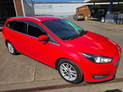 Red Used 2016 Ford Focus Zetec Estate | £4,395 (Fair price)