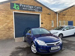 Blue Used 2009 Vauxhall Astra Club Hatchback | £3,295 (Fair price)