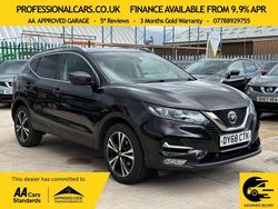 Black Used 2016 Nissan Qashqai Tekna SUV | £8,290 (Fair price)
