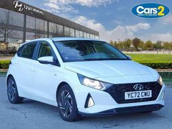 White Used 2022 Hyundai i20 SE Hatchback | £13,990 (Fair price)