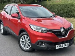 Flame red Used 2018 Renault Kadjar Dynamique SUV | £7,490 (Super price)